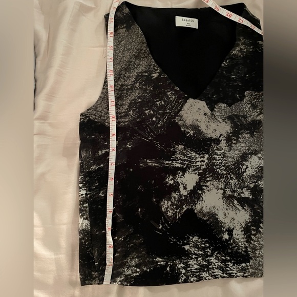 Aritzia Babaton Crop Sleeveless Blouse - Picture 4 of 5